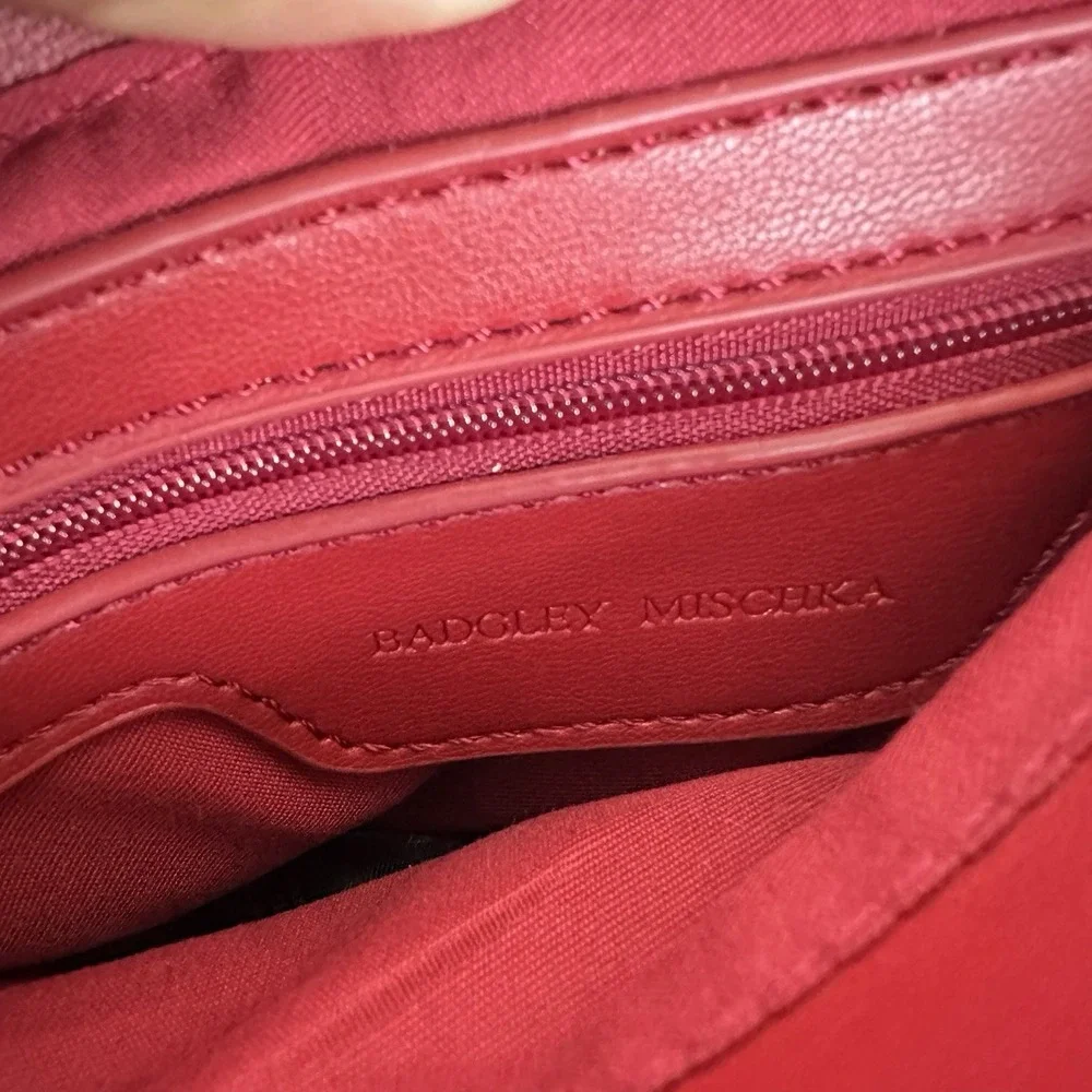 Badgley Mischka Woven Tweed‎ Messenger Bag Gold Red Coquette Pearls Chain